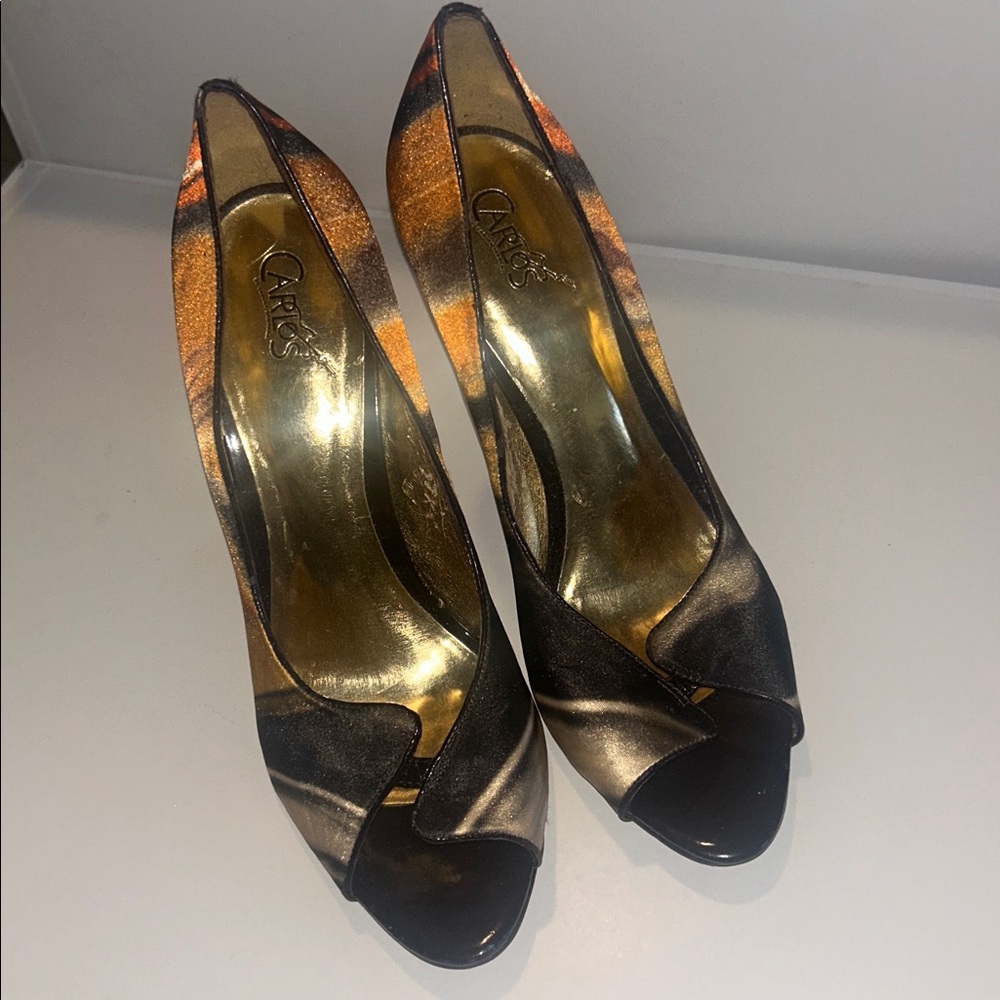 Carlos Santana Black and Gold Peep Toe Heels